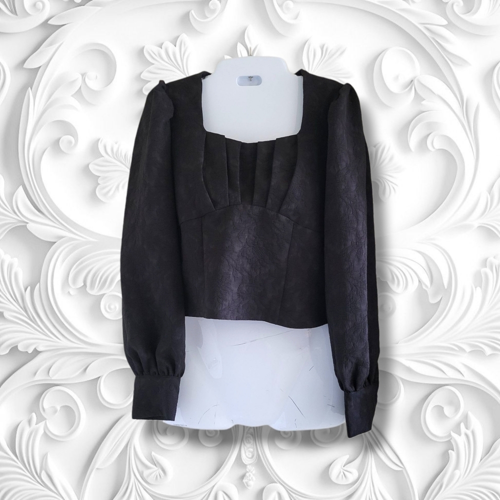 One Bala | NWOT Elegant Victorian Inspo Black Brocade Long Sleeve Crop Blouse